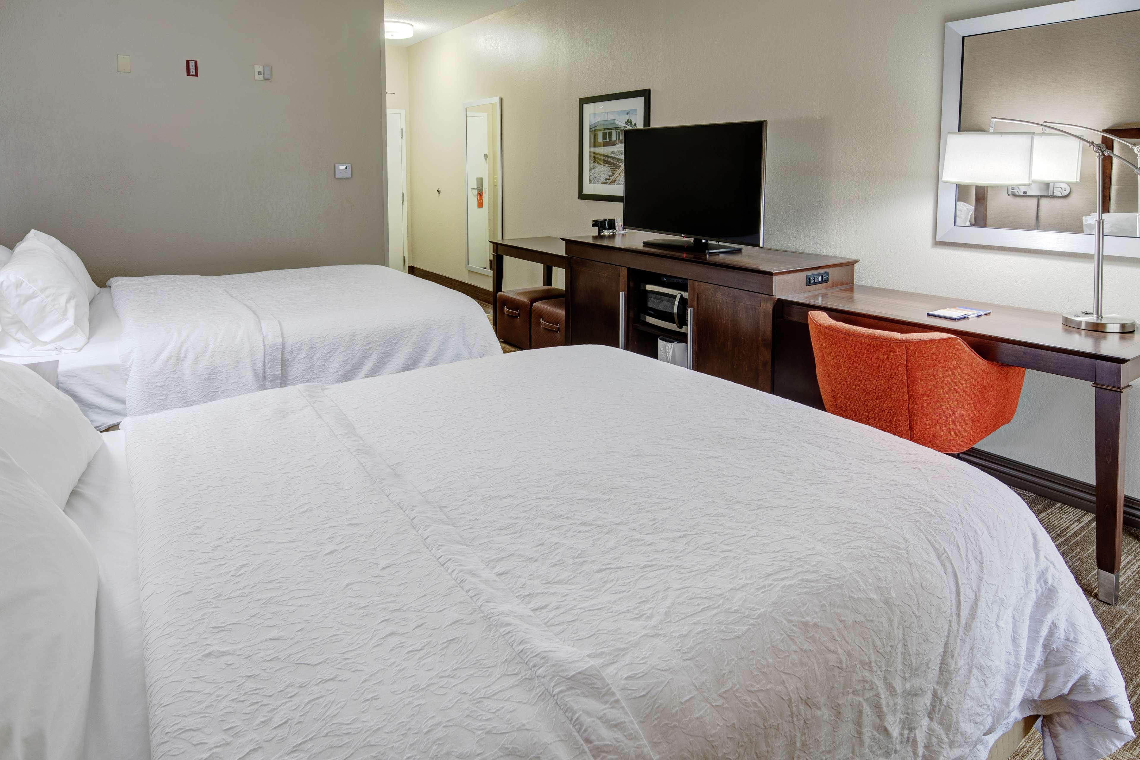 Hampton Inn Corinth Eksteriør billede