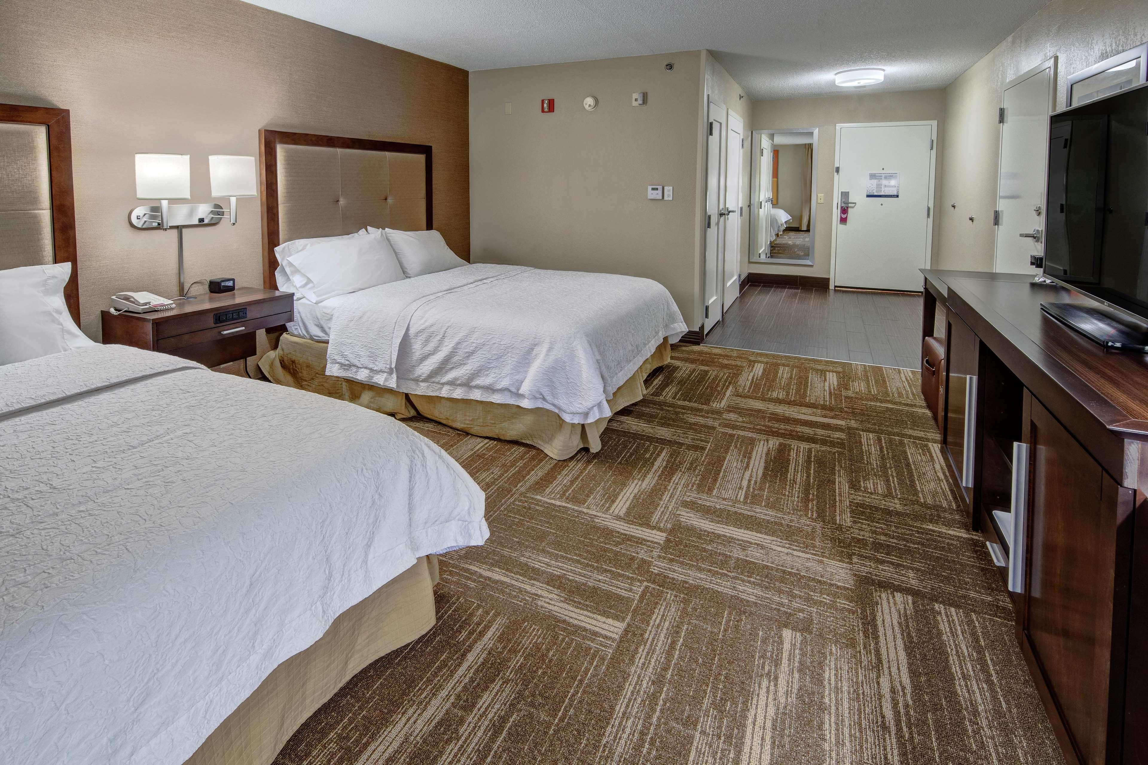 Hampton Inn Corinth Eksteriør billede