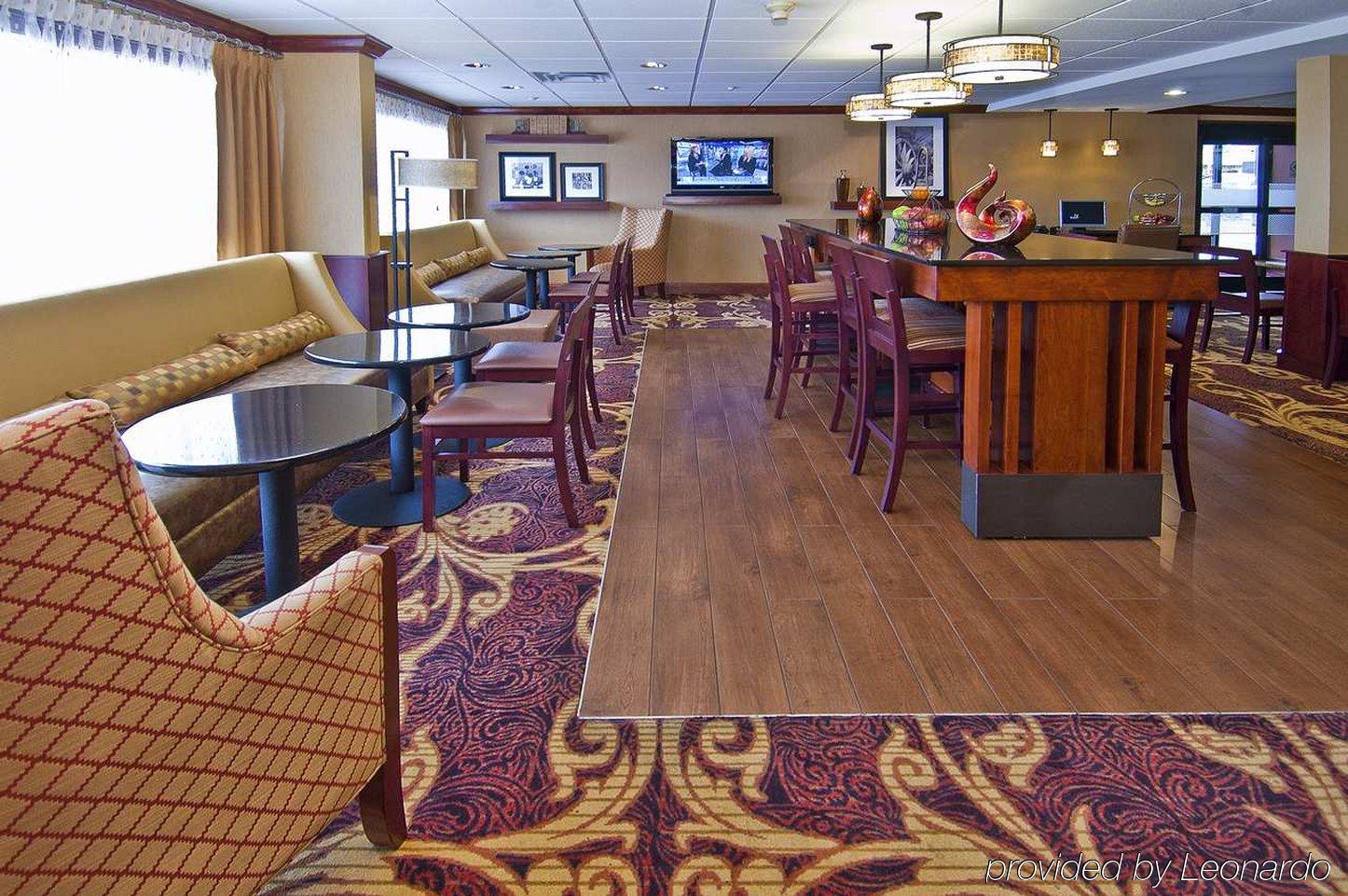 Hampton Inn Corinth Eksteriør billede